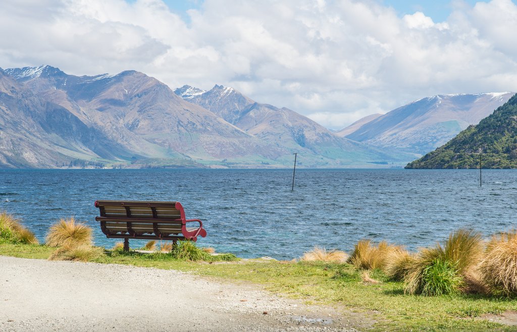 View of Lake Wakatipu from Queenstown Gardens