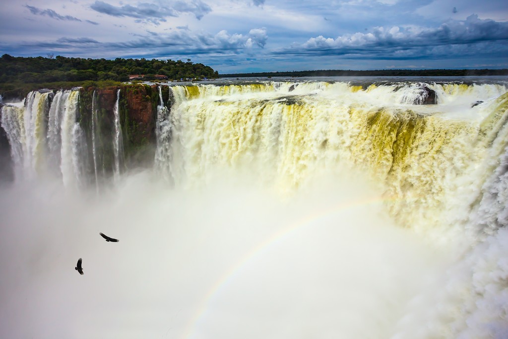 It's a common sight to see condors circling by catching the warm currents of air above the falls