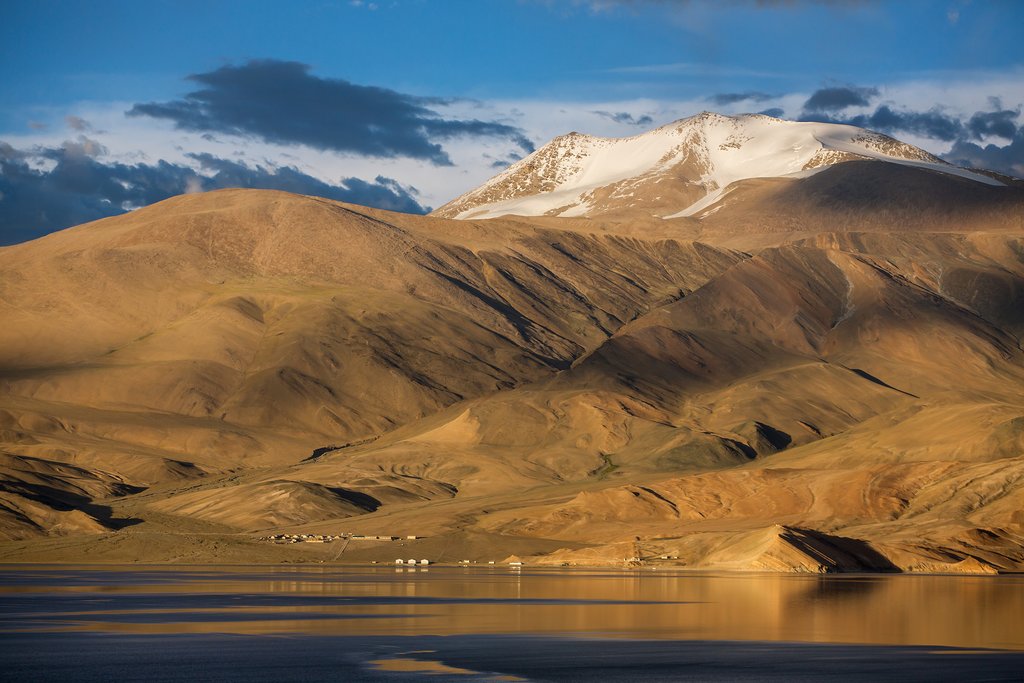 Take in the sunset views over Lake Tso Moriri