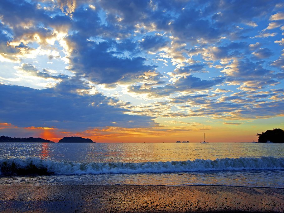 Manuel Antonio beach