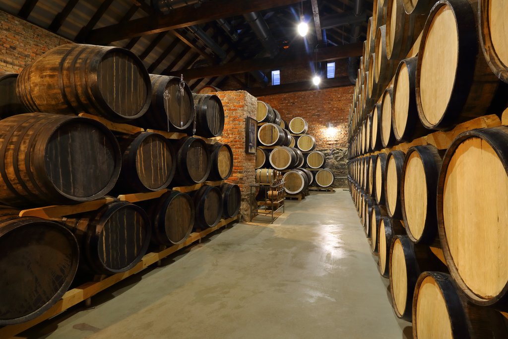 Barrels for holding distilled spirits