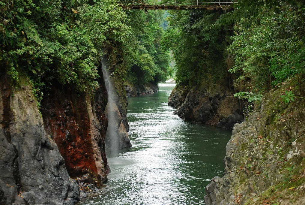 Canyon in the Río Pacuare