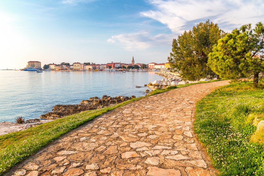 Waterfront path leading to Poreč