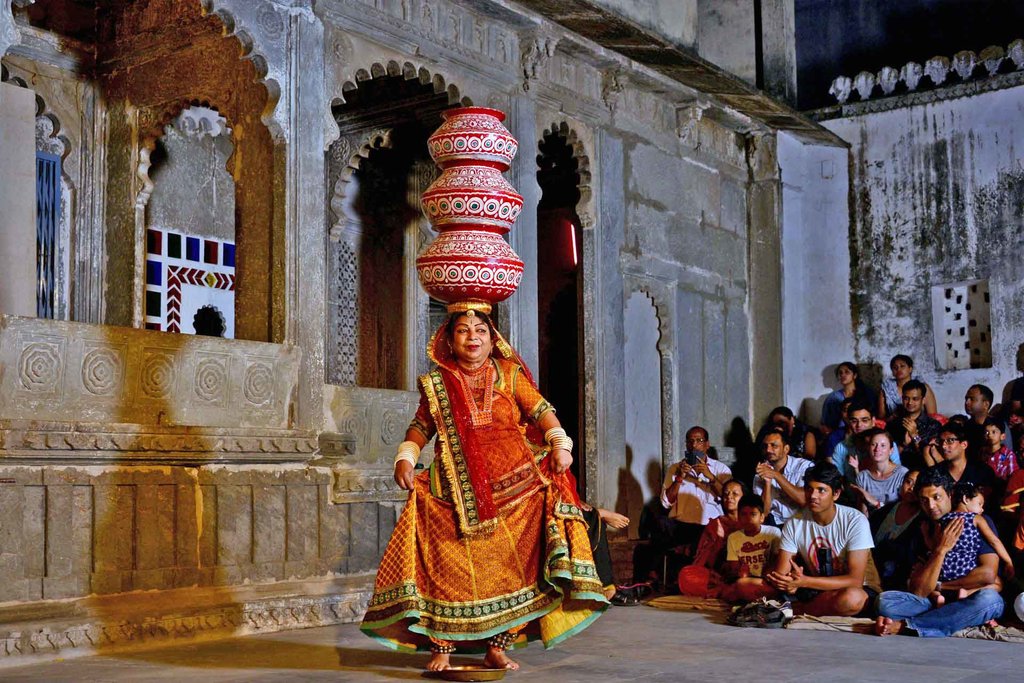 Rajasthani Folk Dance Show in Udaipur