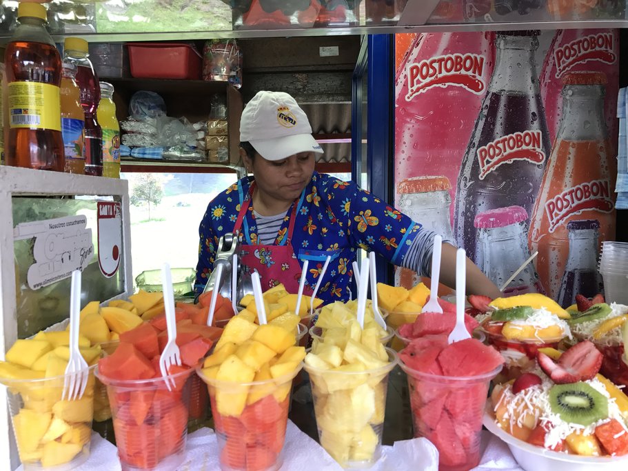 Frutas frescas at the Plaza de Mercado de Paloquemao