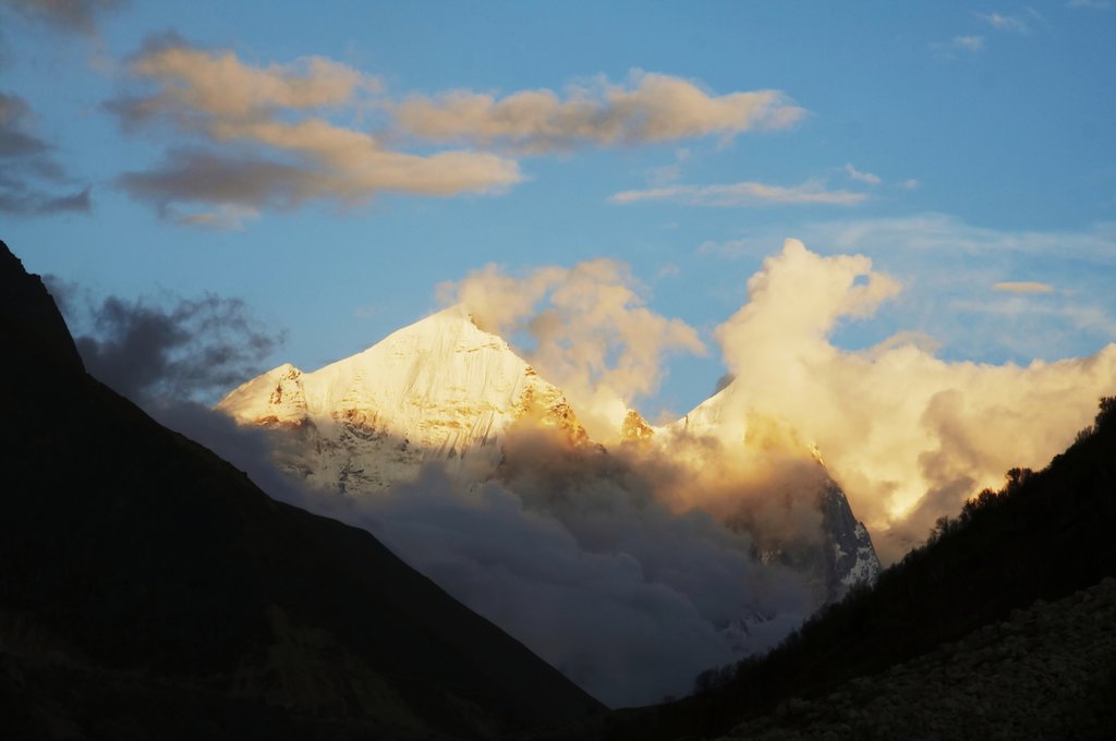 Sunset on the Bhagirathi peaks