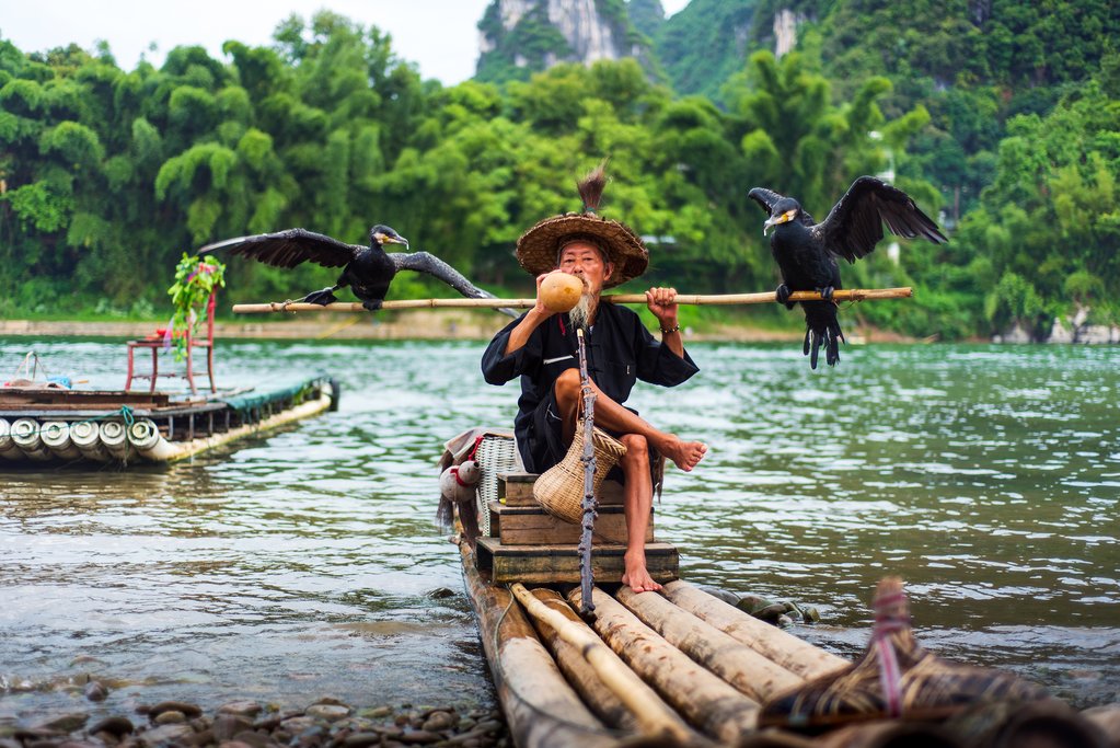 Travel with a local fisherman down the Yulong River
