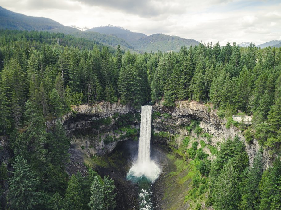 Brandywine Falls Provincial Park en route to Whistler