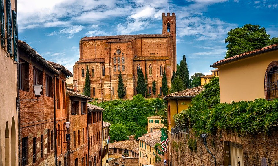 Basilica of Saints Catherine and Dominic, Siena