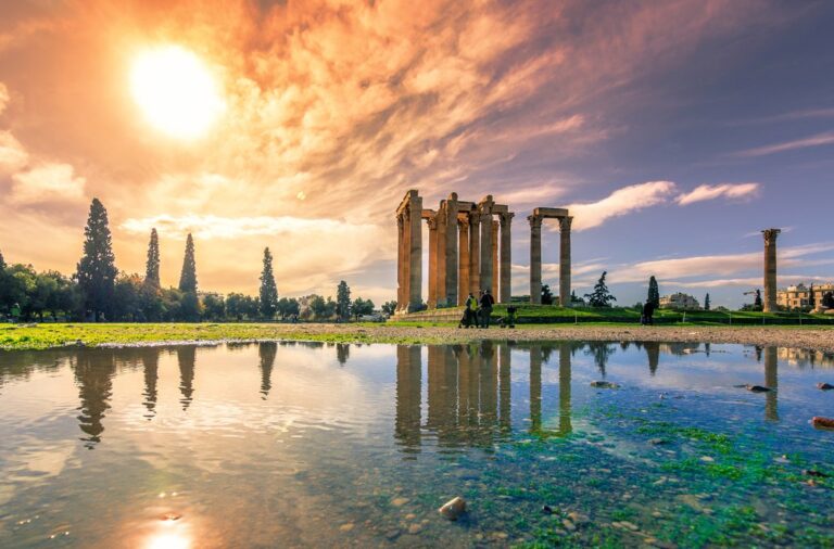 Historic Athens, Mainland Greece, Cyclades, and Crete - 20 Days