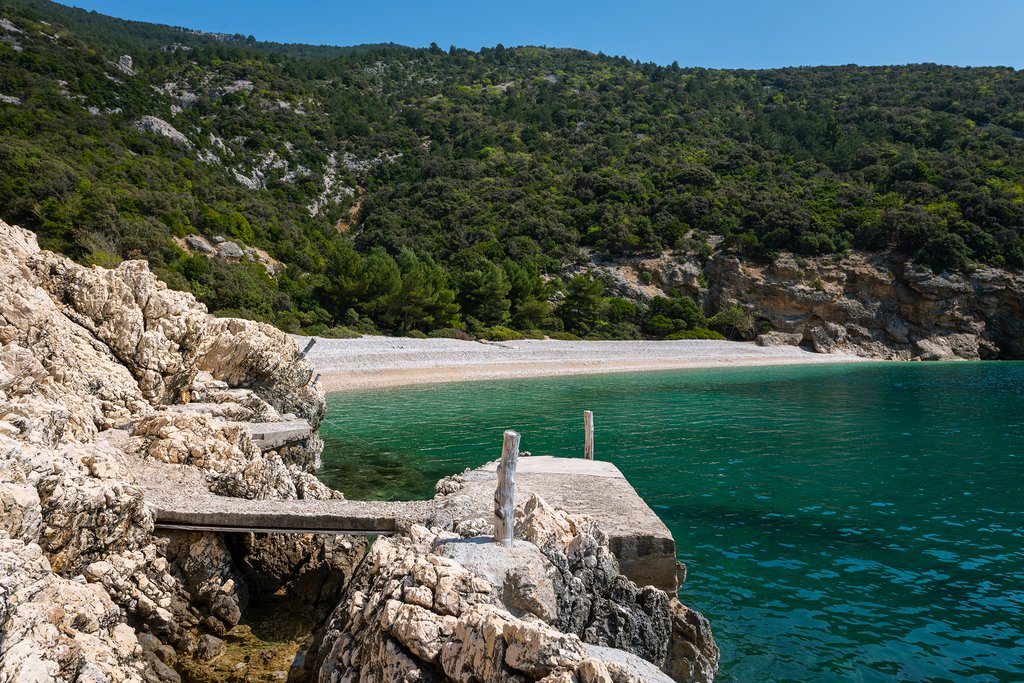 Plava Grota beach near Lubenice