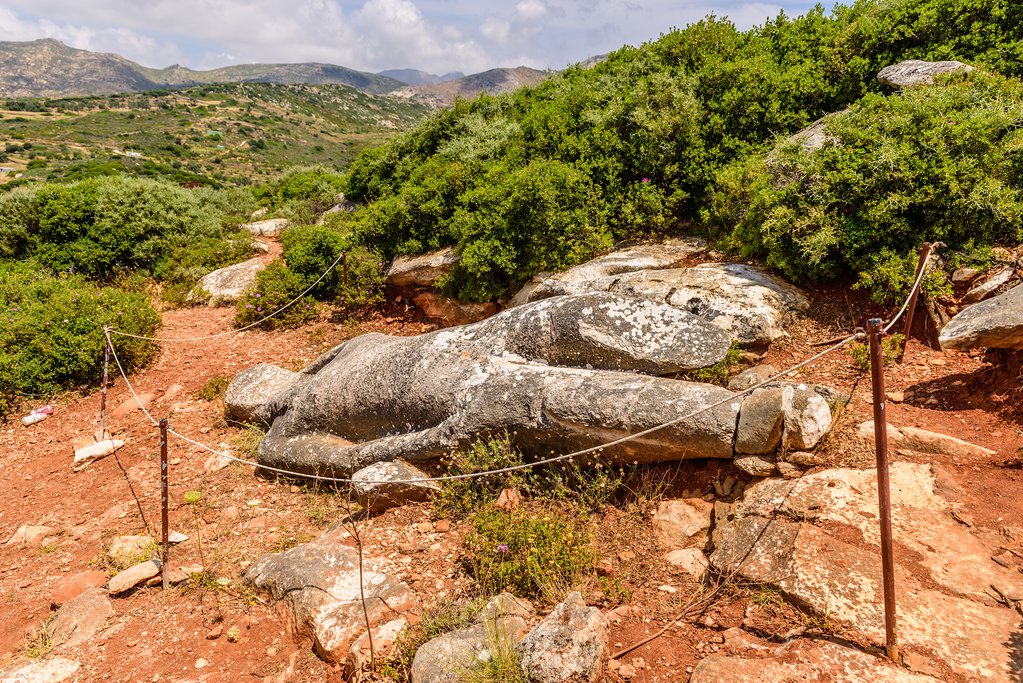 Kouros in the shade