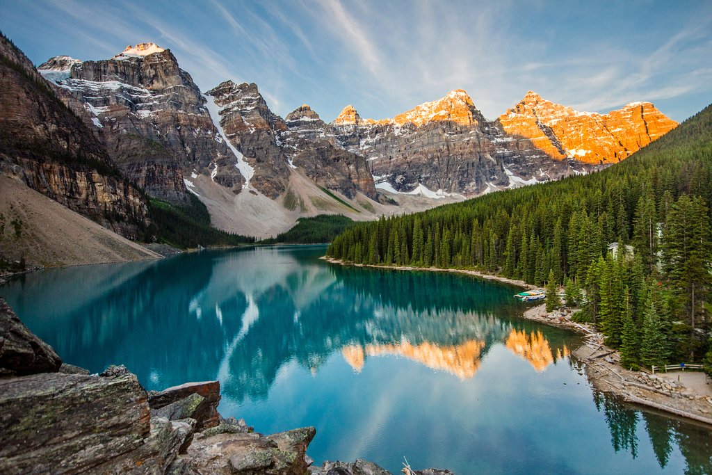 Sunrise over Moraine Lake