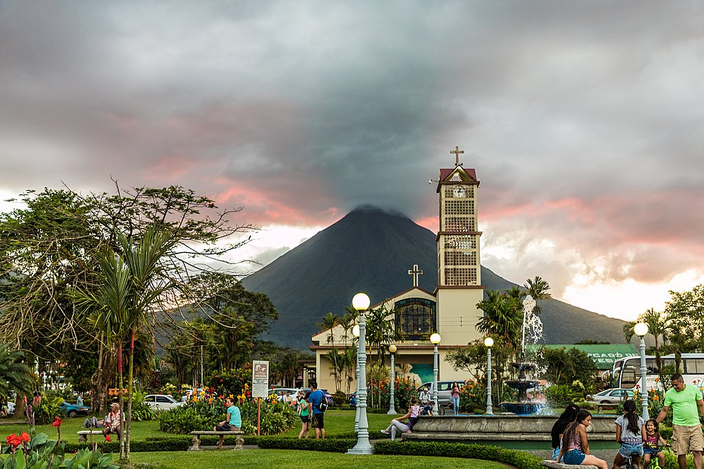 The town of La Fortuna, at Arenal