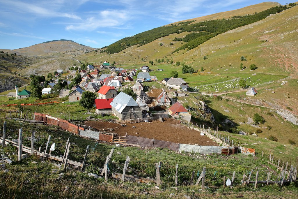 The Summer Village of Umoljani