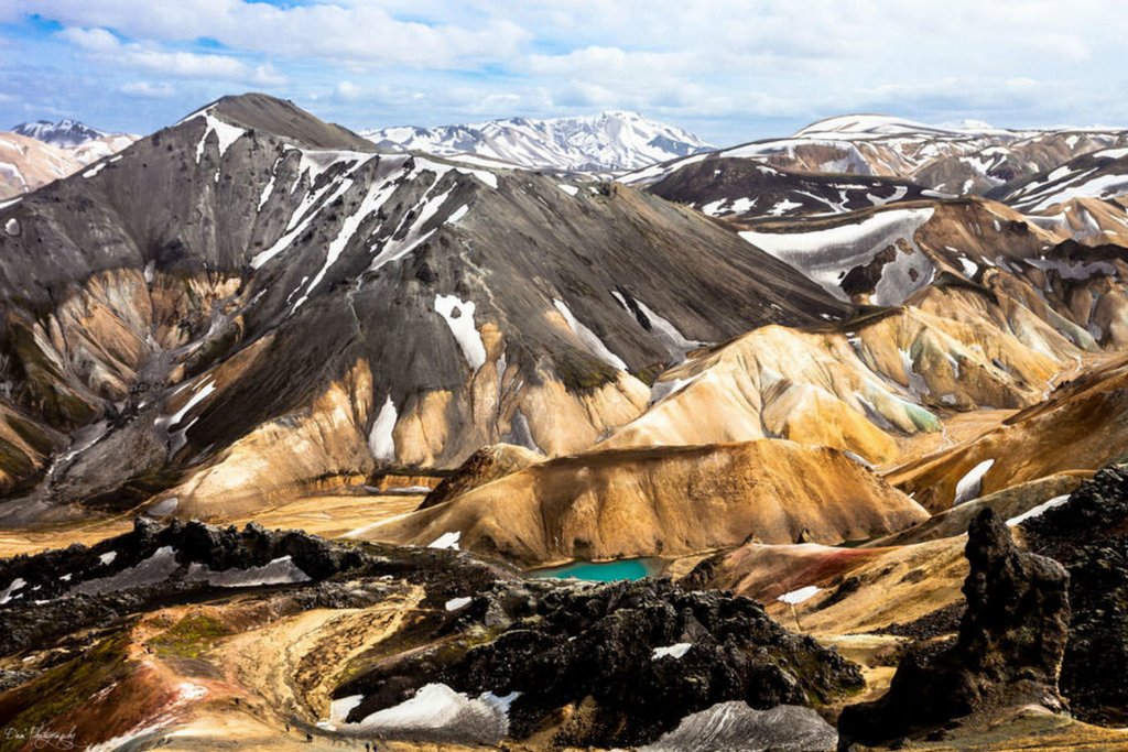Colorful mountains and hidden lakes await you in the incredible Icelandic mountains