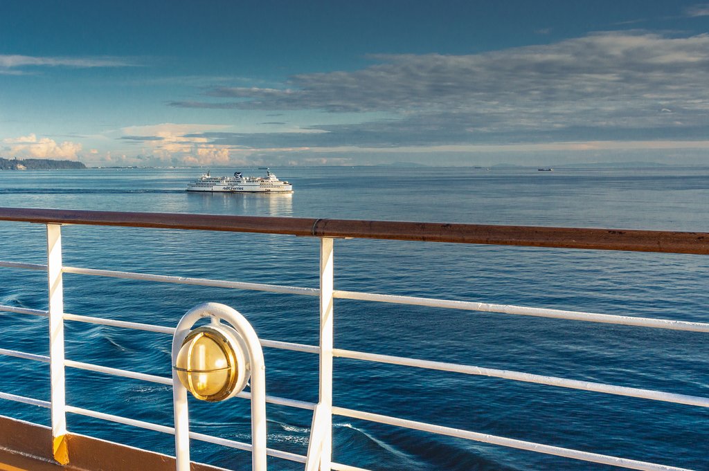Travel back to mailand B.C. by ferry
