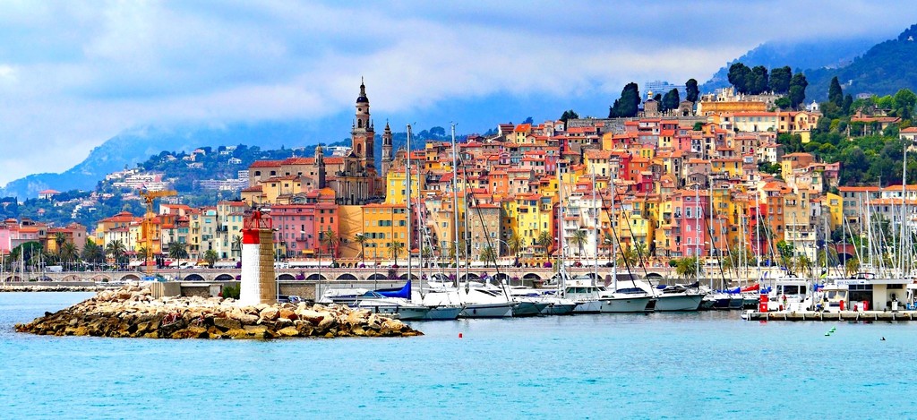 Peaceful waterfront on the Mediterranean