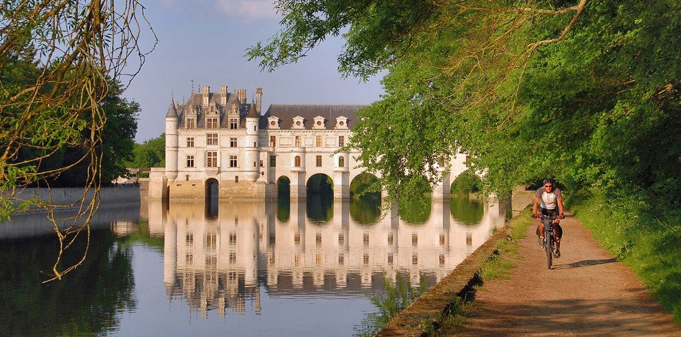 Biking near Chenonceau Castle
