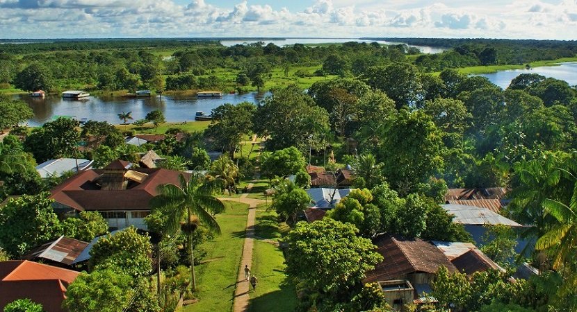 The eco-friendly village of Puerto Nariño