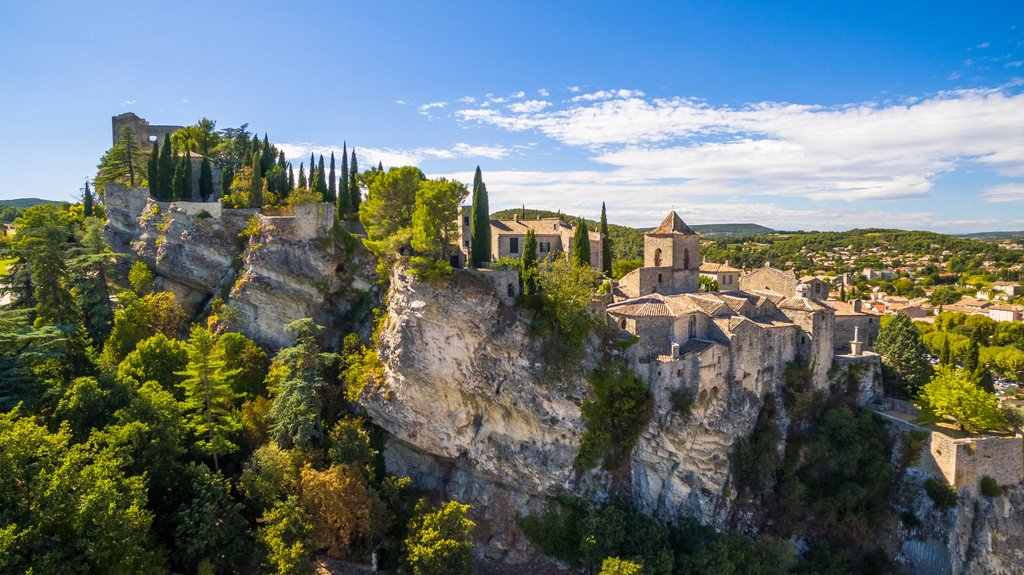 Vaison village