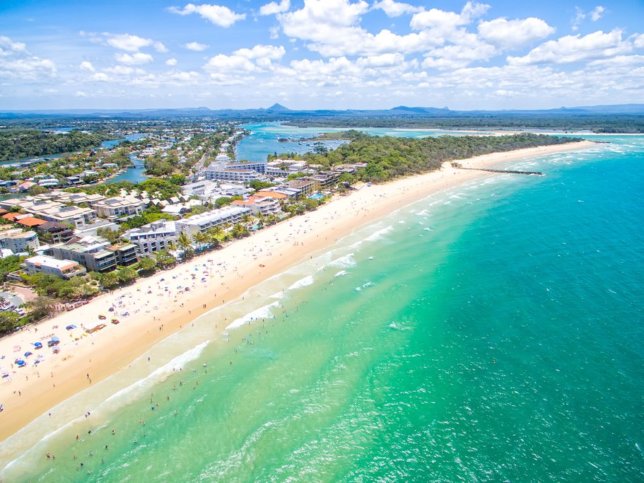 Australia - Noosa - Main beach