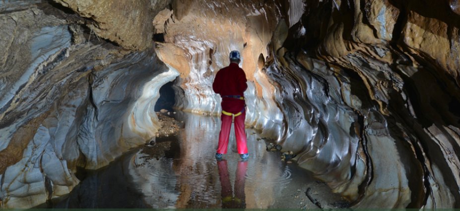 Caving at the Río Claro Nature Reserve