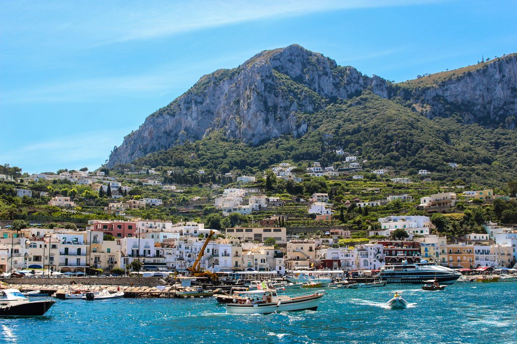 Busy port on Capri