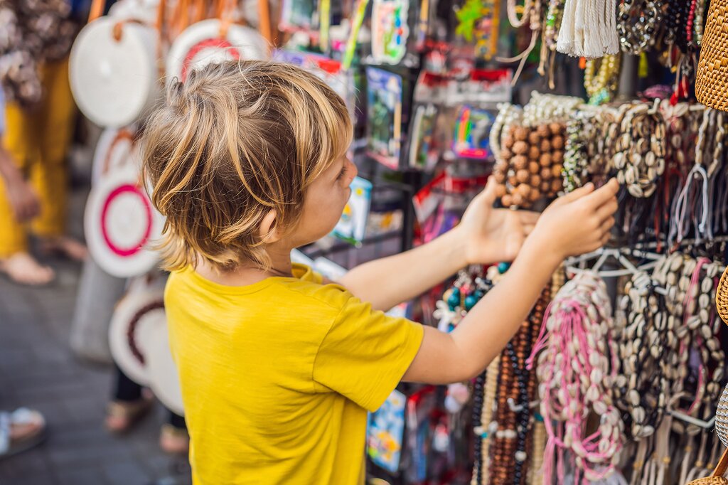 Browse local handicrafts at the market in Ubud