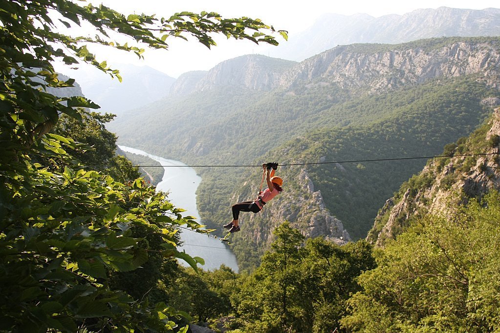Croatia - Cetina - Zip your way across the Cetina River canyon