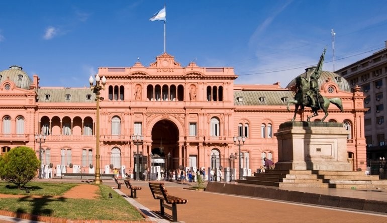 The Casa Rosada, located behind Plaza de Mayo, is the executive mansion of the President of Argentina.