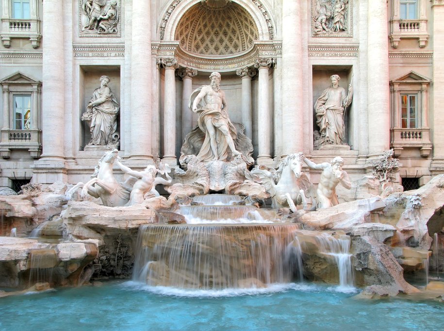 Trevi Fountain 