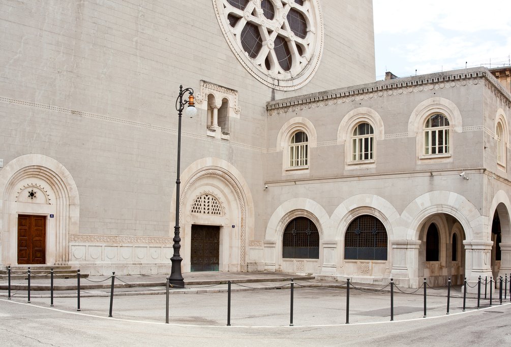 Triste synagogue