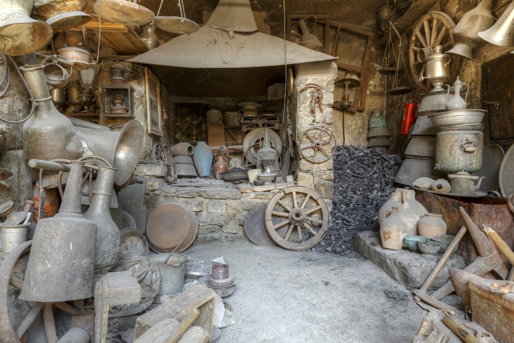 Antique Shop in Lahij