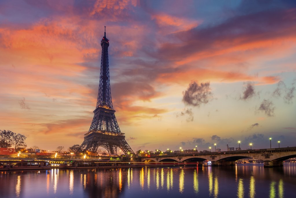 Sunrise in Paris