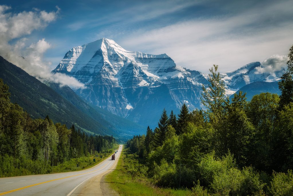 Approaching Mount Robson Provincial Park