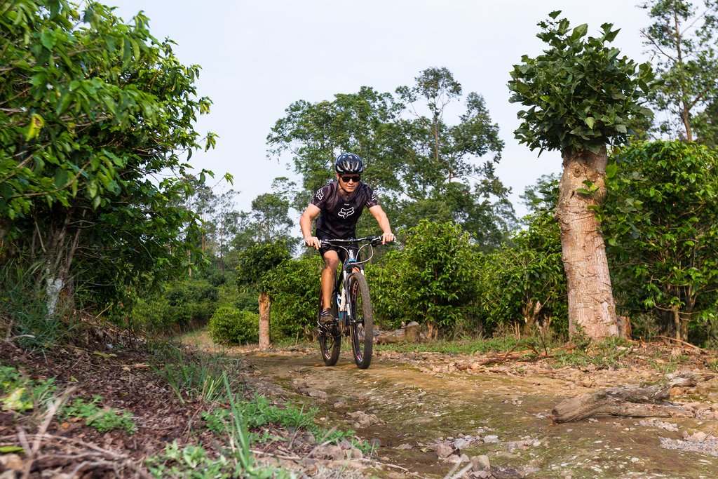 Explore Arenal by mountain bike