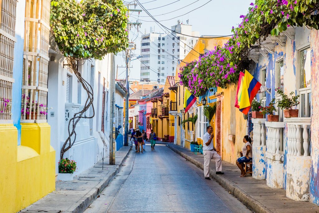 Explore Cartagena on two wheels