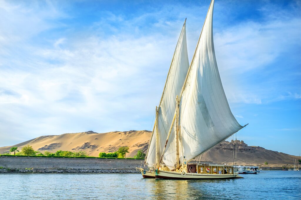 Sail around the highlights of the Nile River on your own private vessel