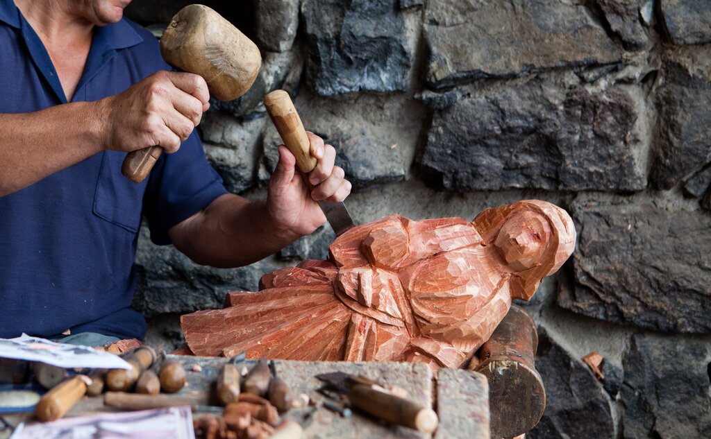 Ecuadorian woodcarving