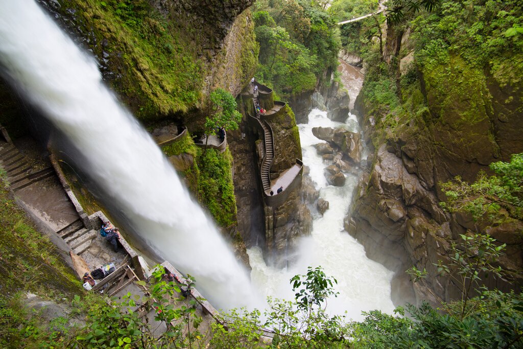 Devil's Cauldron Waterfall