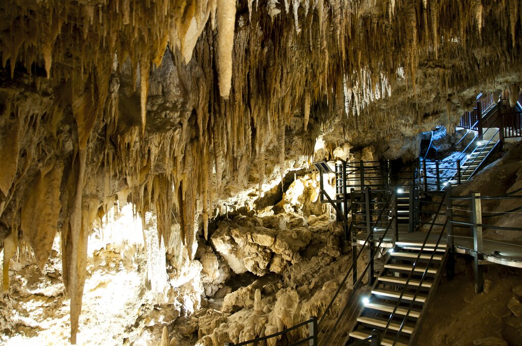Ngilgi Cave