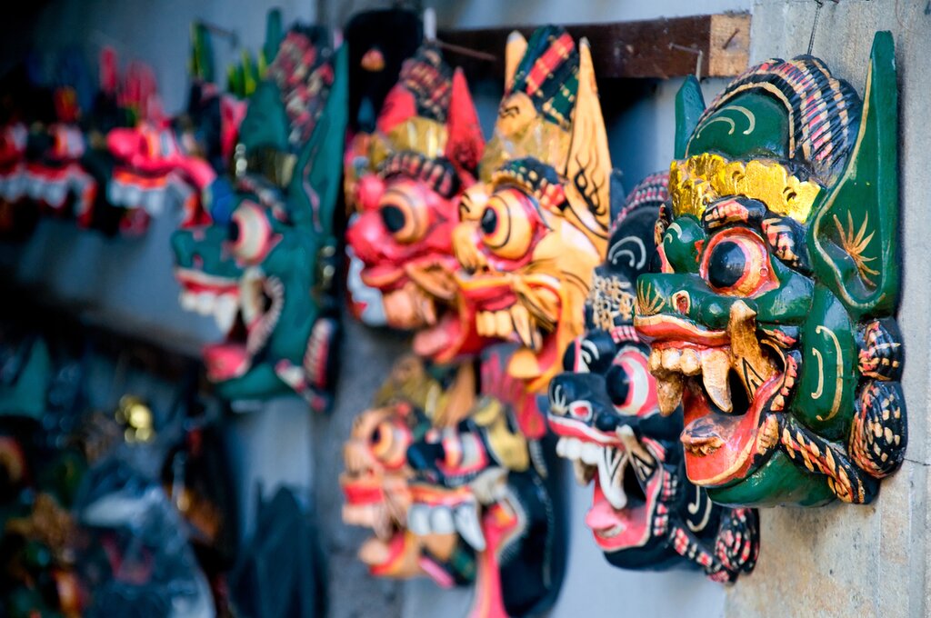 Delve deep into traditional Balinese culture and artisan traditions