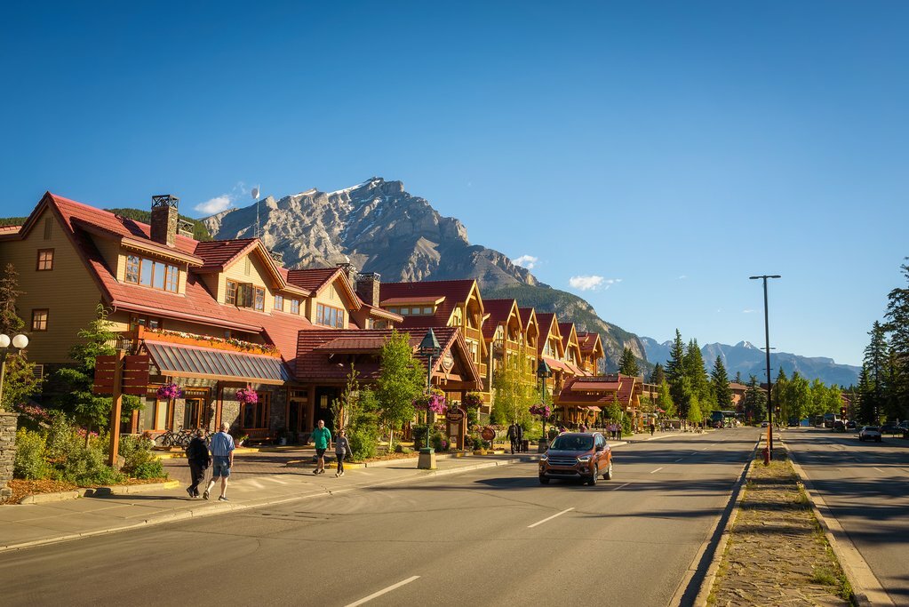 The town of Banff welcomes you to the Canadian Rockies