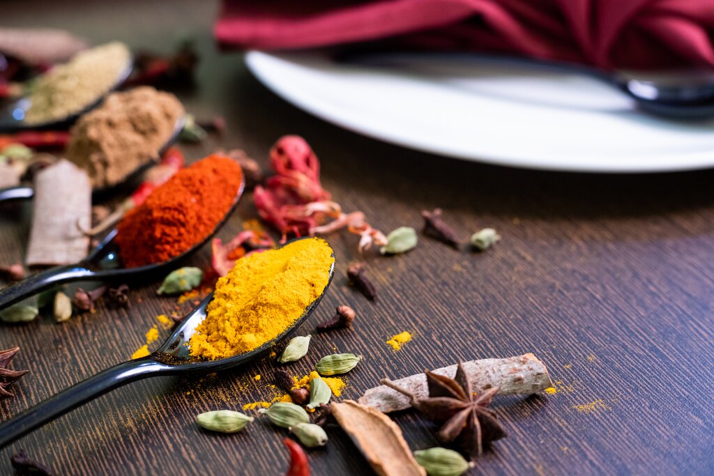 Indian spices laid out for a cookery class