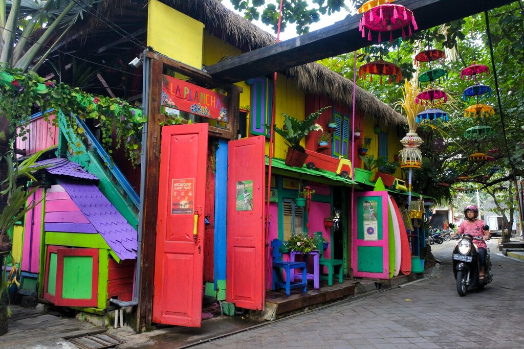 Private Transfer Seminyak, Bali and Ngurah Rai International Airport (DPS)