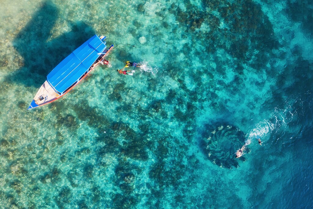 Snorkeling in Gili Meno Island