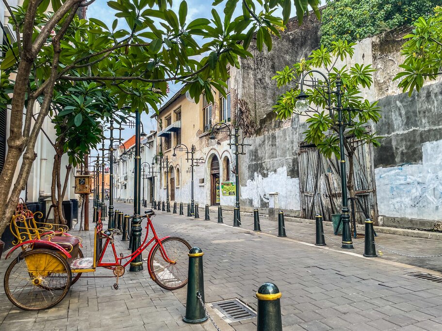 Transfer from Jakarta (CGK) to Semarang (SRG) via Spiegel Bar & Bistro, Kota Lama, Lawang Sewu
