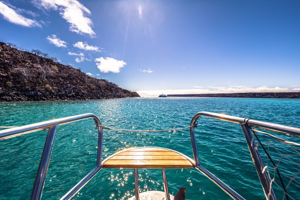 Explore the bays and beaches of Isla Isabela by luxury catamaran yacht