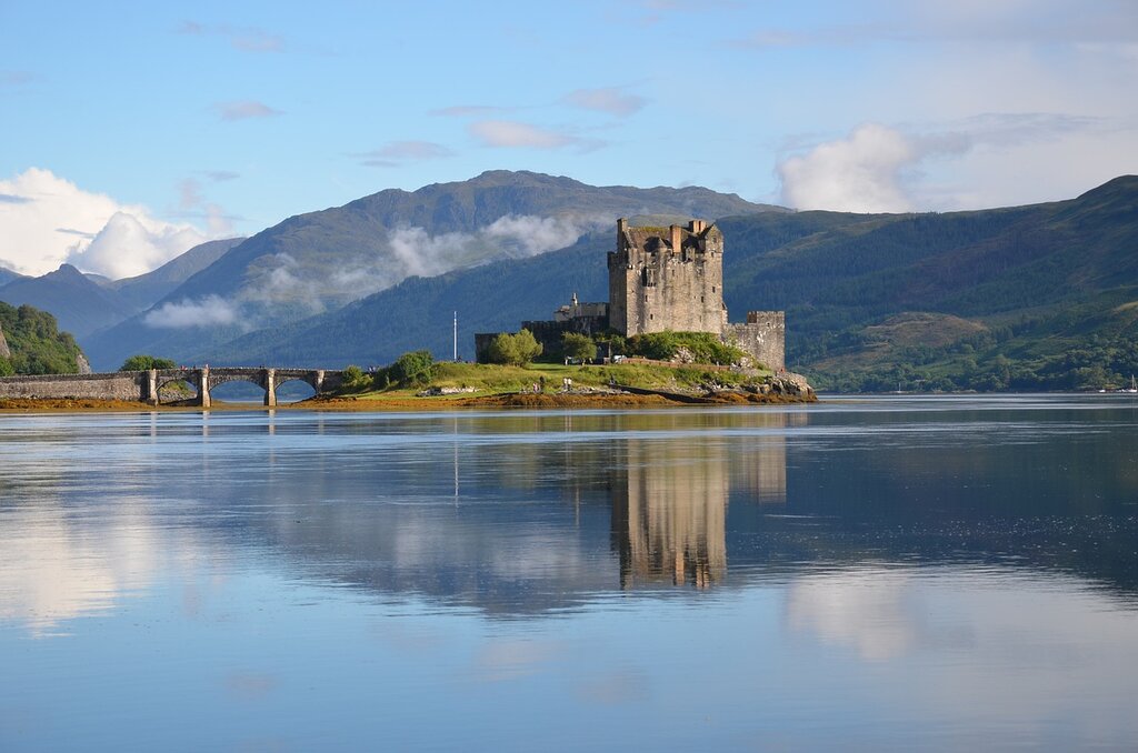 Photo stop at Eilean Donan Castle